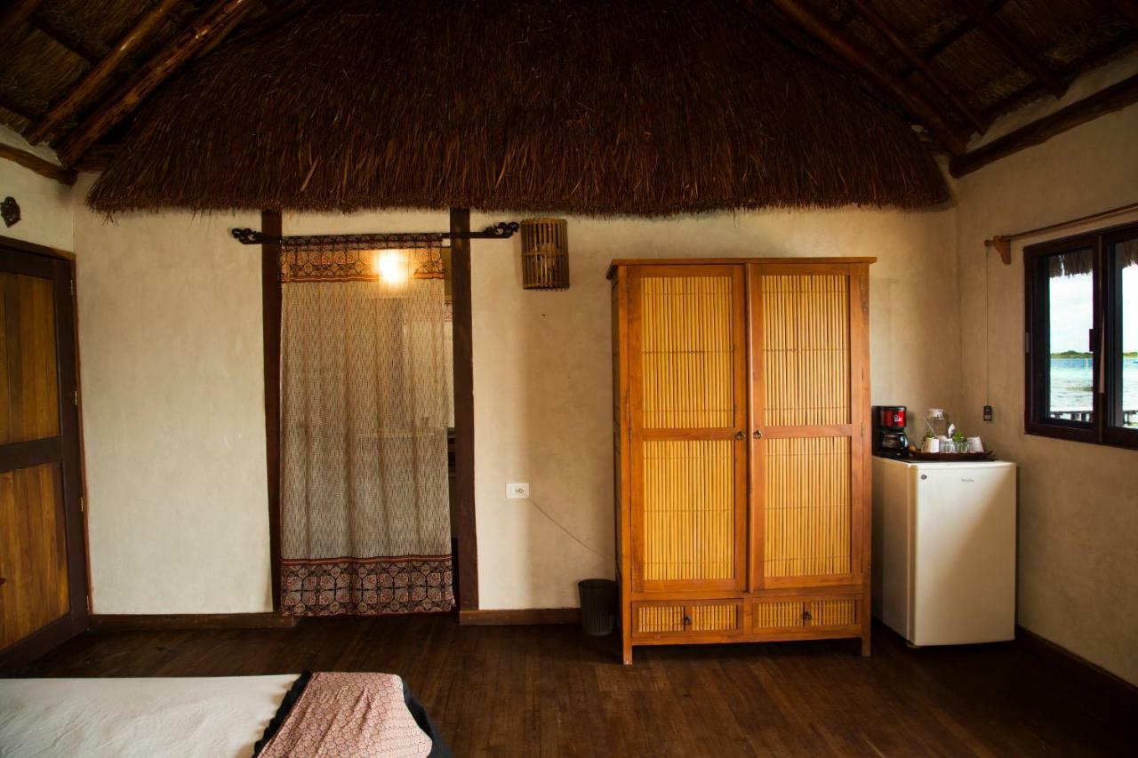 Lagoon Front Hut: Daily Cleaning, Bikes & Kayaks! Bacalar Exterior photo